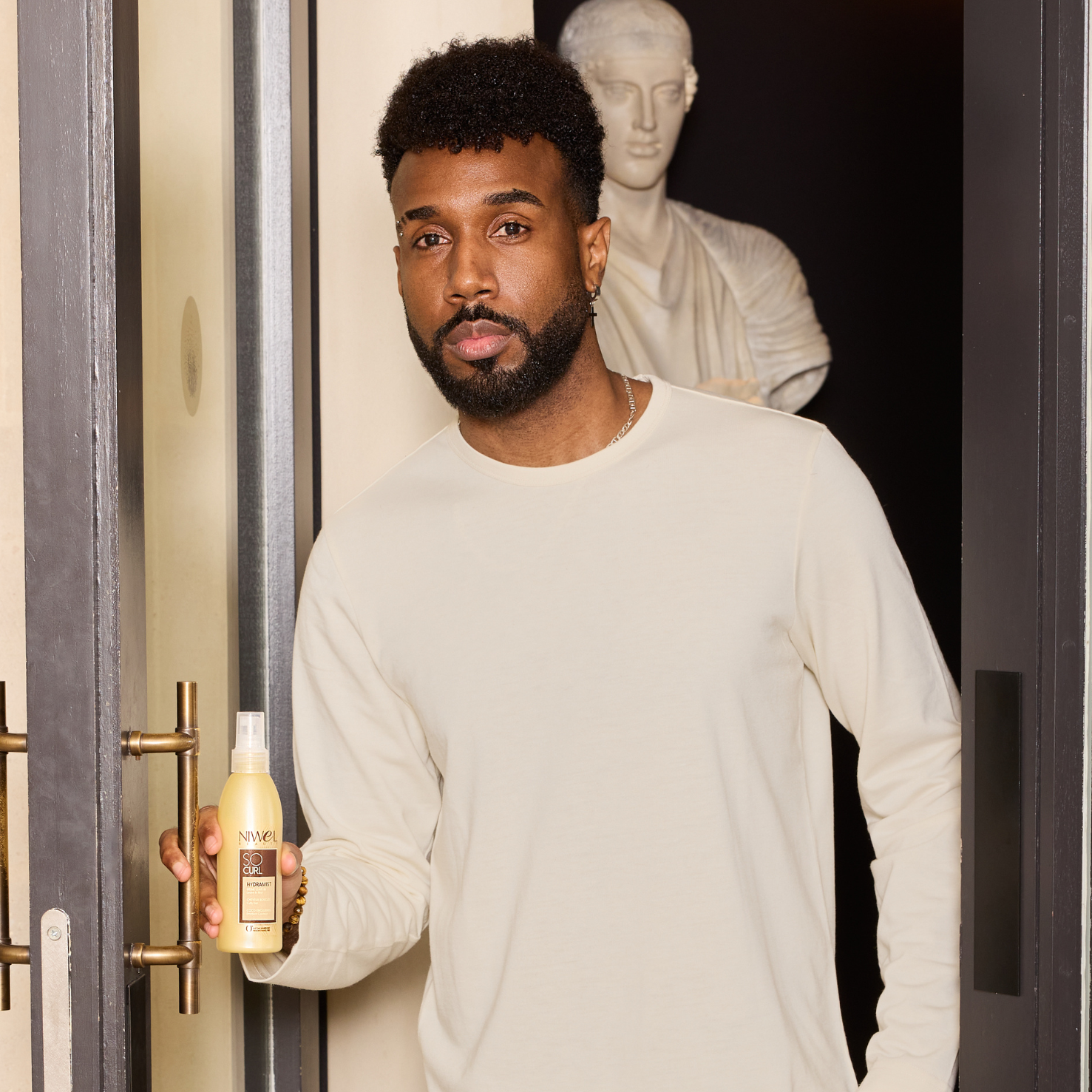 soin cheveux boucles homme